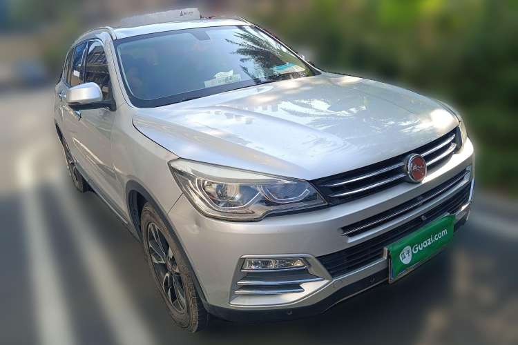 Used Hanteng X7 2016 2.0T DCT Luxury Edition Front Right 45 Deg