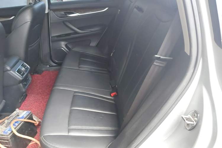 Used Hanteng X7 2016 1.5T Manual Luxury Edition Left Rear Seat