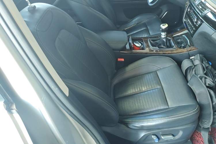Used Hanteng X7 2016 1.5T Manual Luxury Edition Right Front Seat