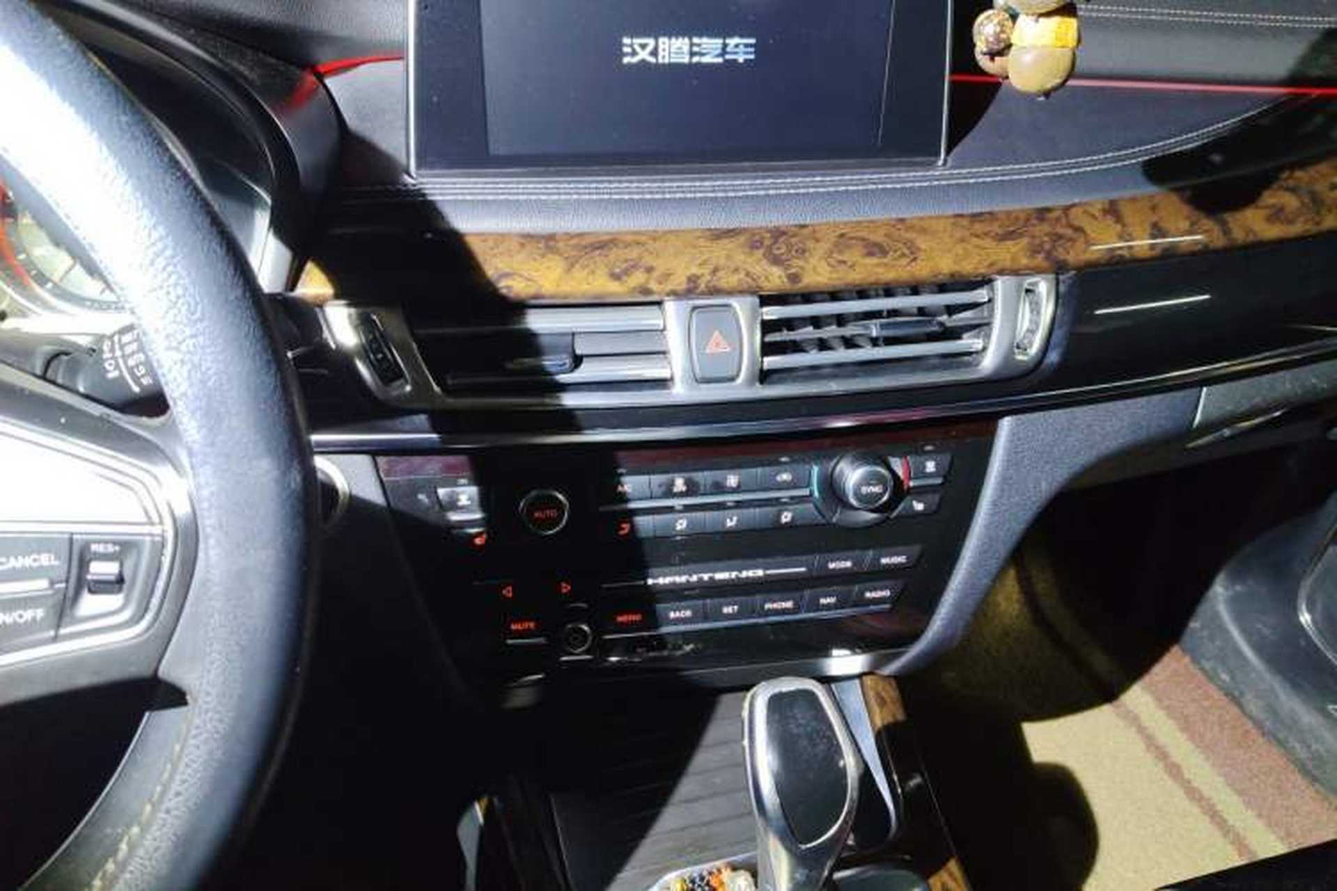 Used Hanteng X7 2016 2.0T DCT Luxury Edition Audio And AC Panel