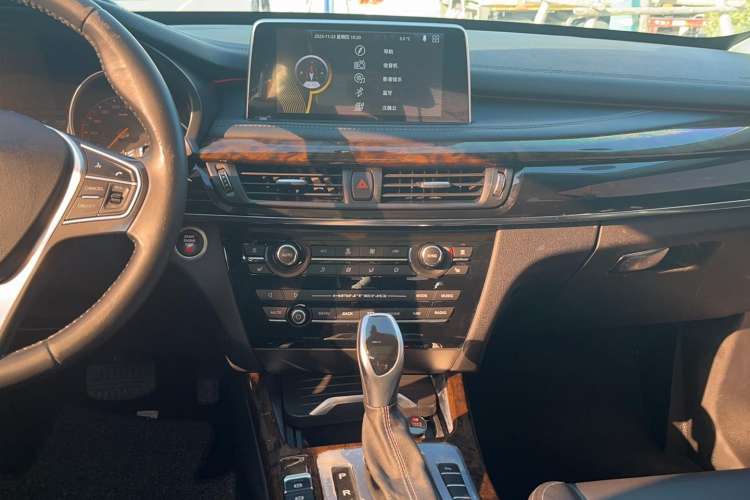 Used Hanteng X7 2016 2.0T DCT Yu Ma Edition Audio And AC Panel
