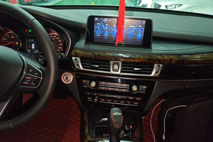 Used Hanteng X7 2016 2.0T DCT Luxury Version Audio And AC Panel