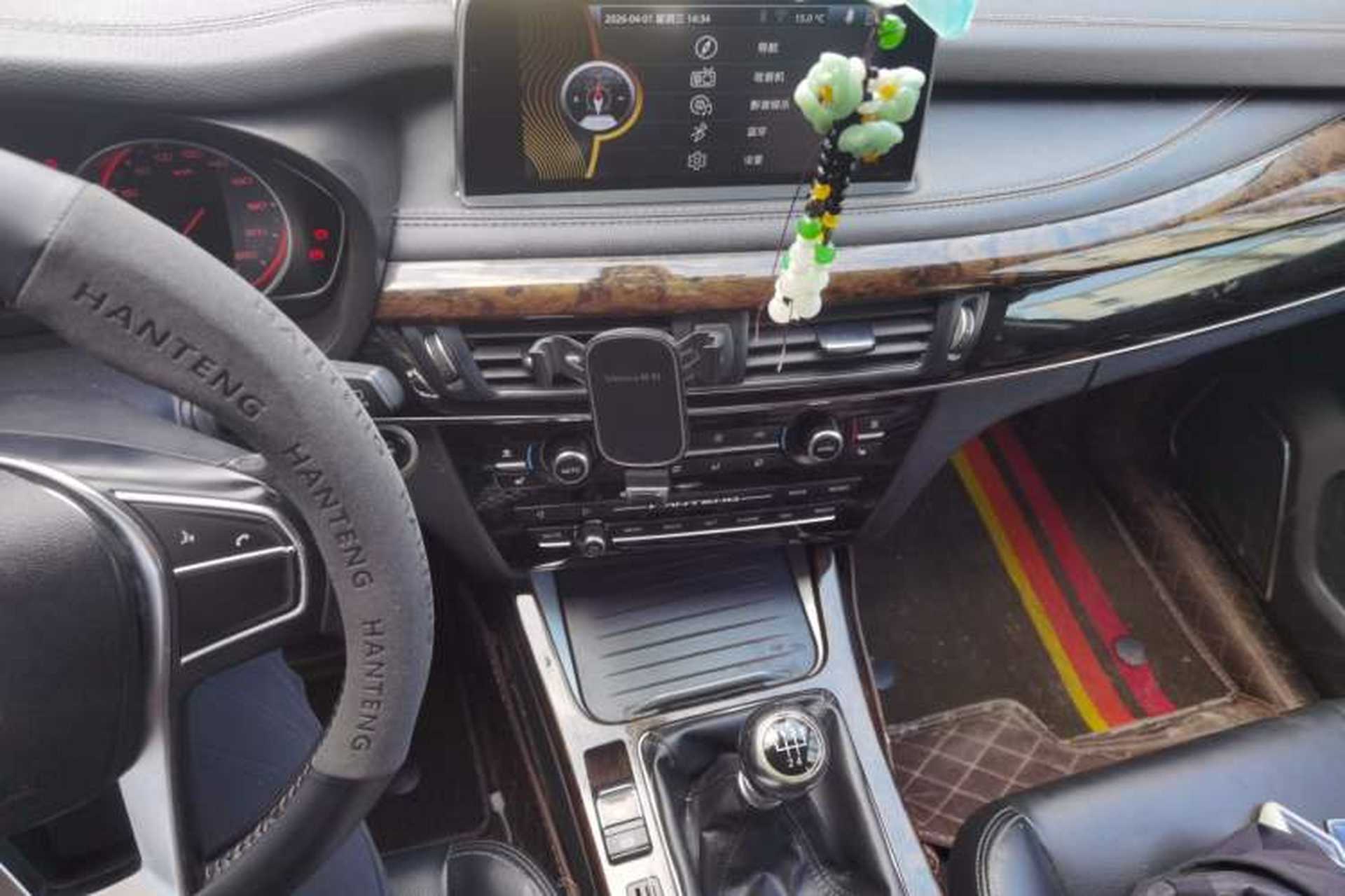 Used Hanteng X7 2016 1.5T Manual Luxury Edition Audio And AC Panel