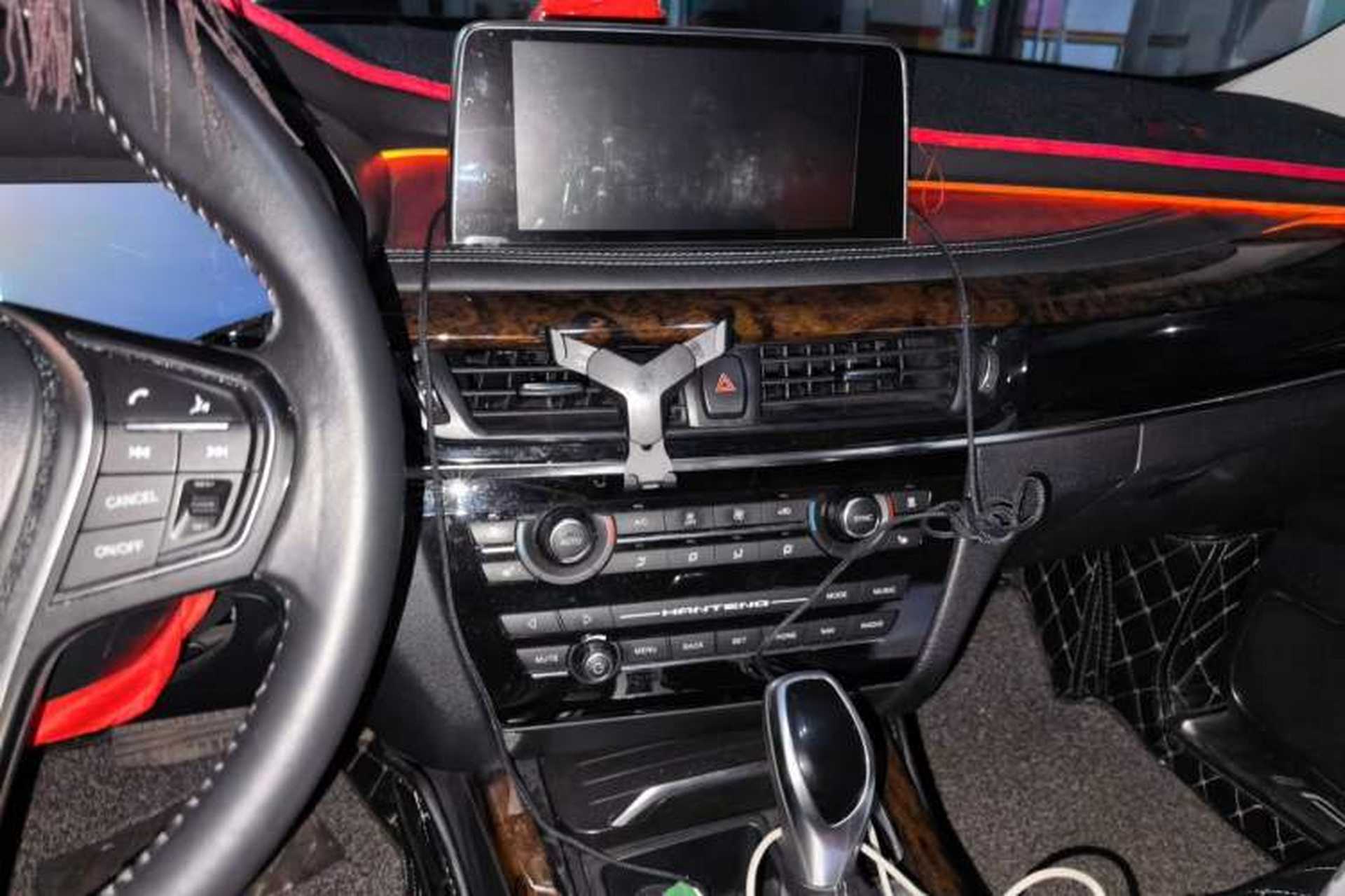 Used Hanteng X7 2016 2.0T DCT Luxury Edition Audio And AC Panel