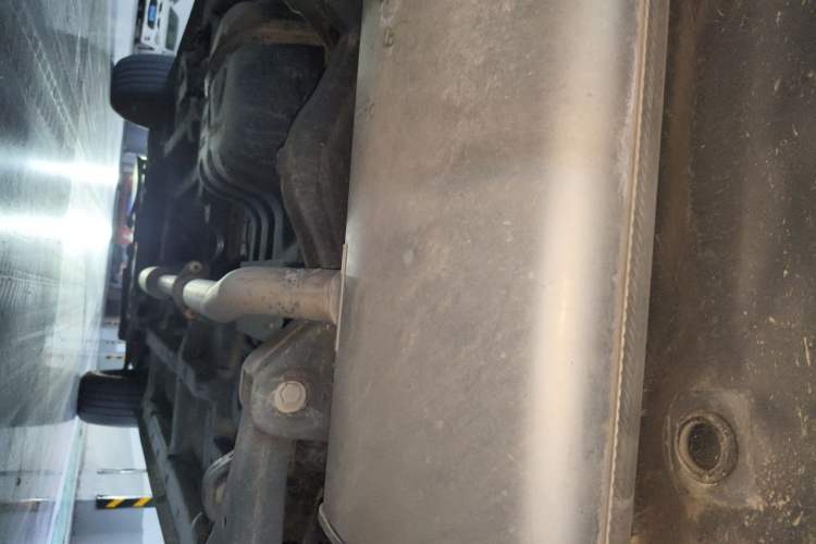 Used Hanteng X7 2016 1.5T Manual Luxury Edition Chassis Rear