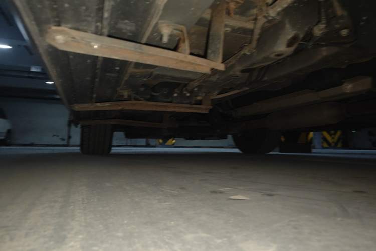 Used Hanteng X7 2016 2.0T DCT Luxury Edition Chassis Rear Left