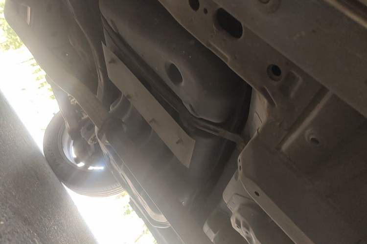 Used Hanteng X7 2016 2.0T DCT Luxury Edition Chassis Rear Right