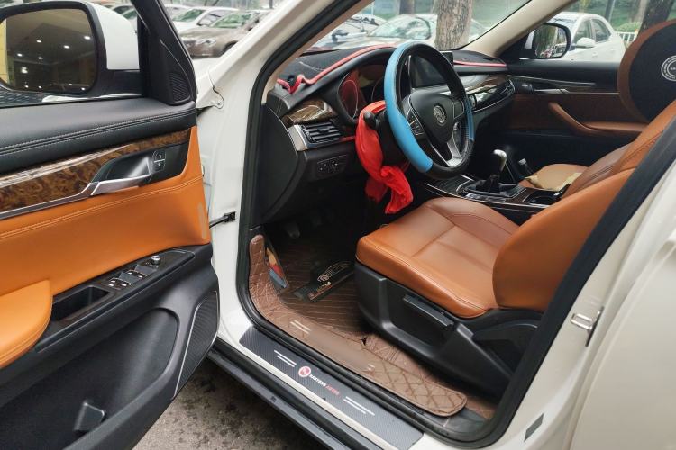 Used Hanteng X7 2016 2.0T Manual Luxury Version Driver Seat