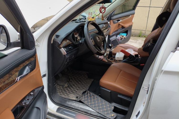 Used Hanteng X7 2016 1.5T Manual Luxury Version Driver Seat