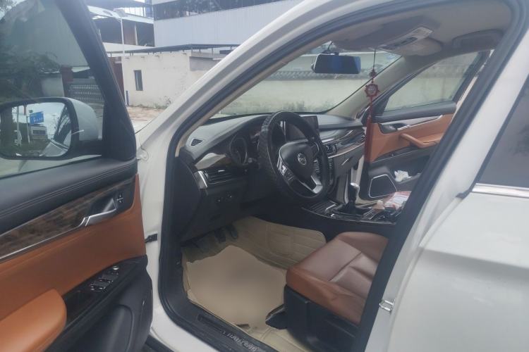 Used Hanteng X7 2016 2.0T Manual Luxury Version Driver Seat