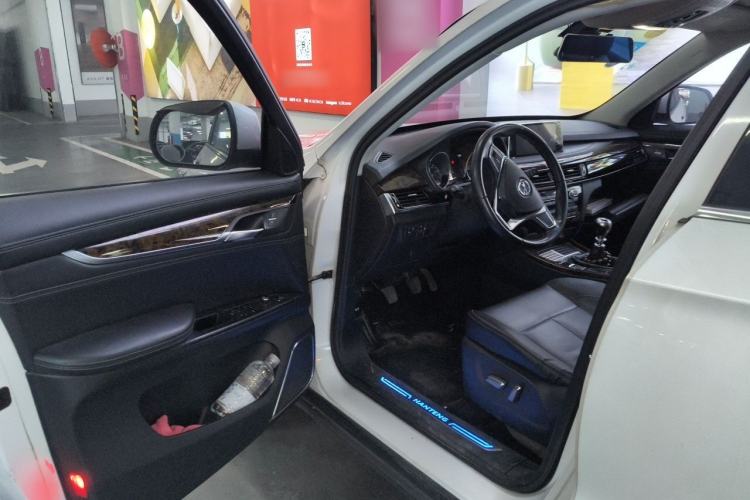 Used Hanteng X7 2016 1.5T Manual Luxury Edition Driver Seat