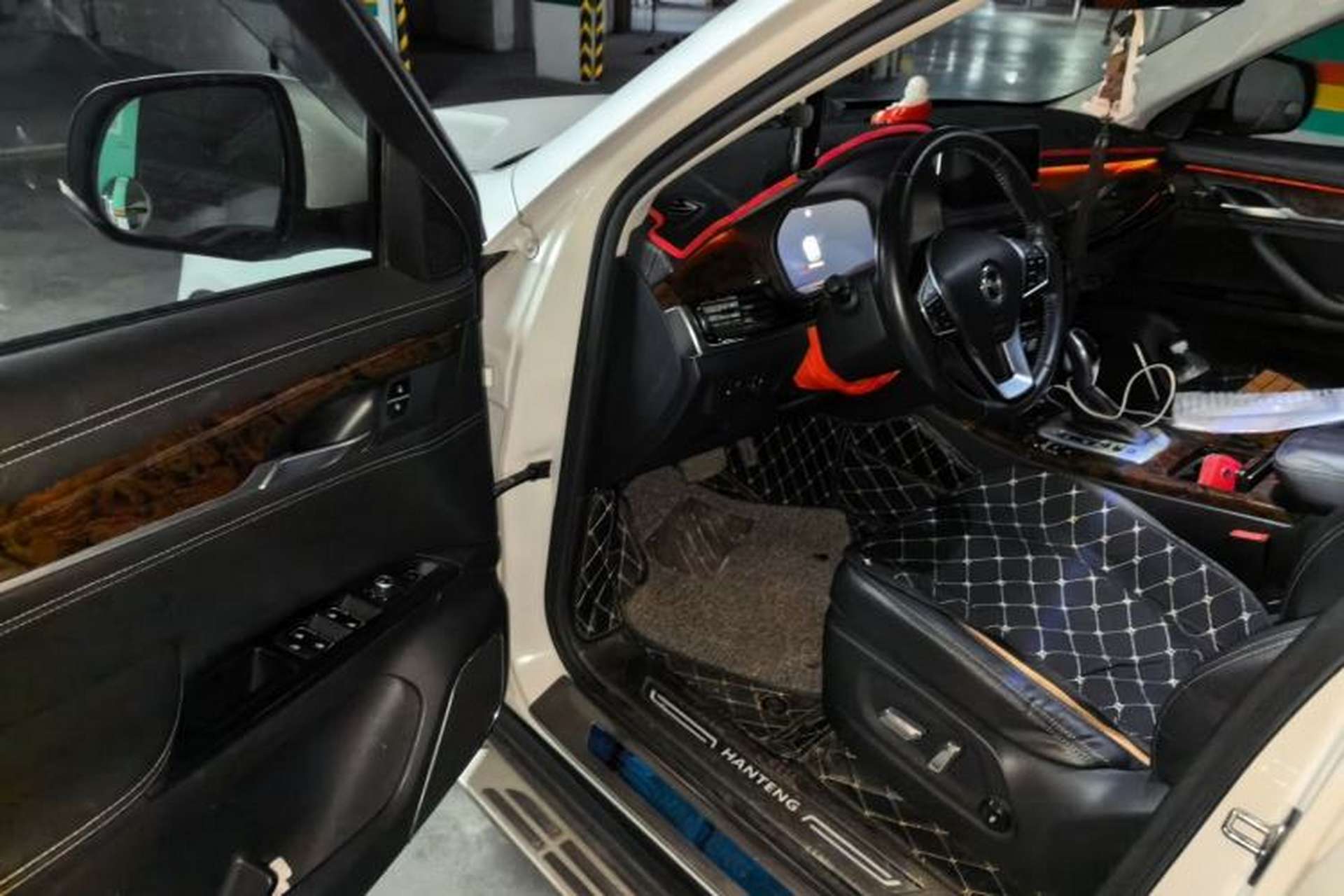 Used Hanteng X7 2016 2.0T DCT Luxury Edition Driver Seat