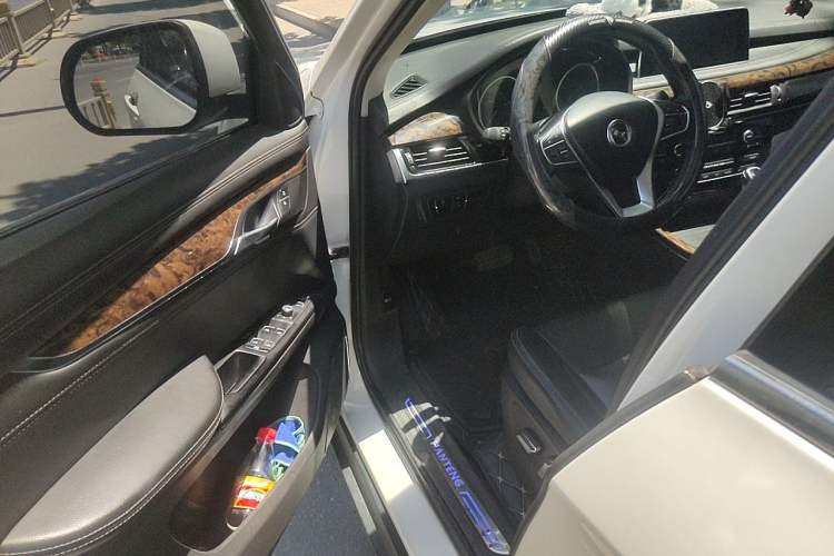 Used Hanteng X7 2016 2.0T DCT Luxury Edition Driver Seat