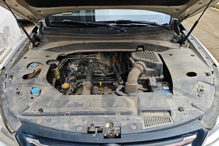 Used Hanteng X7 2016 1.5T Manual Luxury Edition Engine Bay