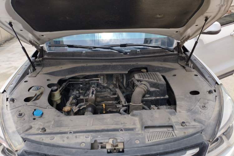 Used Hanteng X7 2016 1.5T Manual Luxury Version Engine Bay