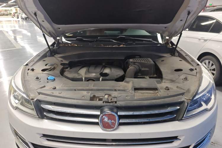 Used Hanteng X7 2016 1.5T Manual Luxury Version Engine Bay