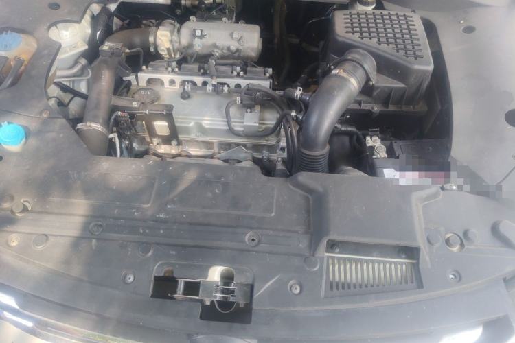 Used Hanteng X7 2016 2.0T DCT Luxury Edition Engine Bay