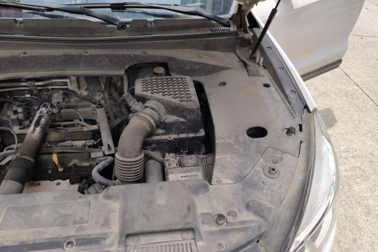 Used Hanteng X7 2016 1.5T Manual Luxury Version Engine Bay Left