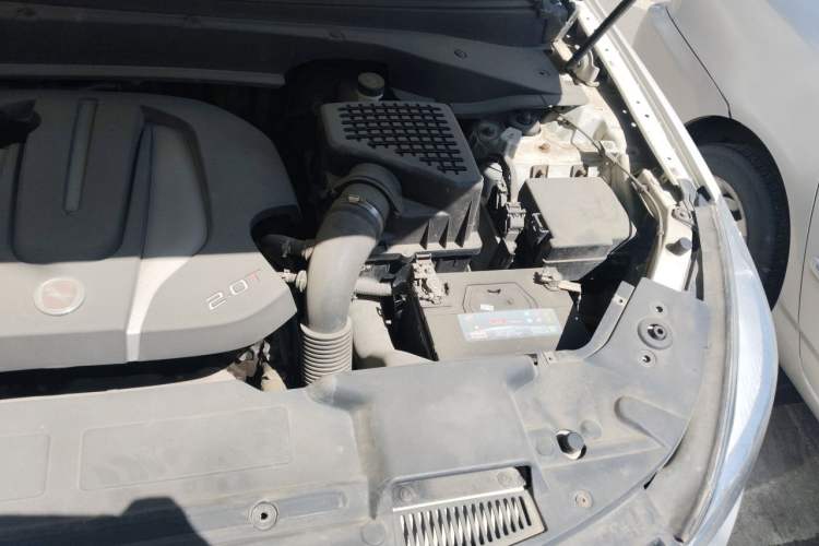 Used Hanteng X7 2016 2.0T DCT Luxury Edition Engine Bay Left