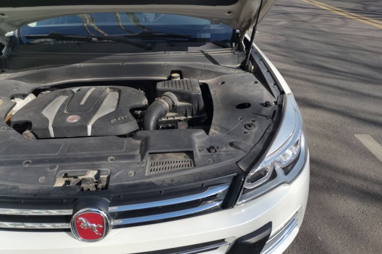 Used Hanteng X7 2016 2.0T DCT Luxury Edition Engine Bay Left
