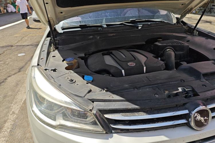 Used Hanteng X7 2016 2.0T DCT Luxury Version Engine Bay Right