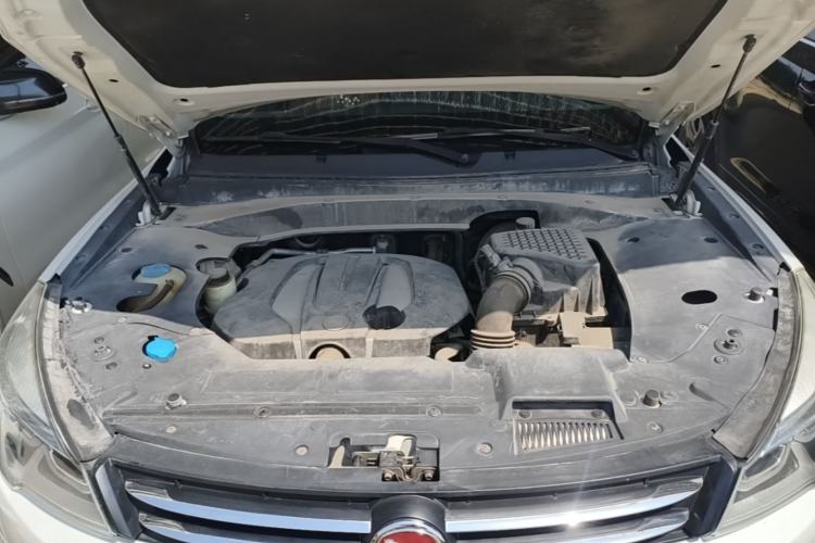 Used Hanteng X7 2016 1.5T Manual Luxury Version Engine Bay