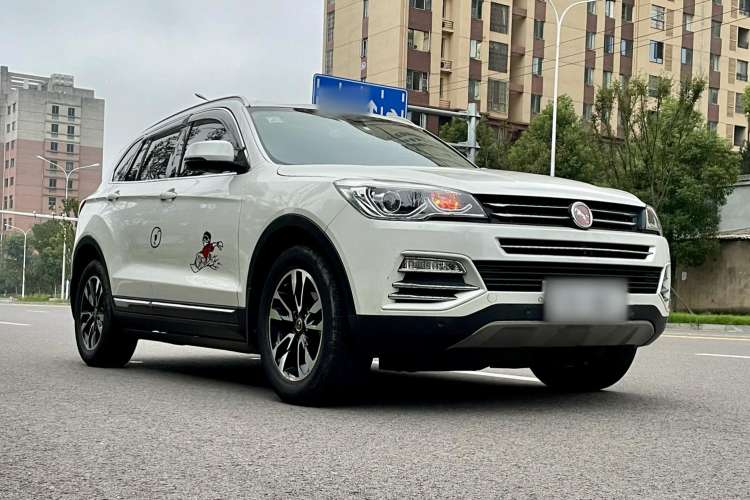Used Hanteng X7 2016 2.0T DCT Luxury Edition Front Right 45 Deg