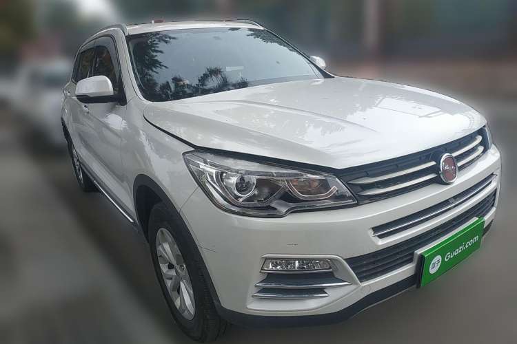 Used Hanteng X7 2016 1.5T Manual Comfort Model Front Right 45 Deg