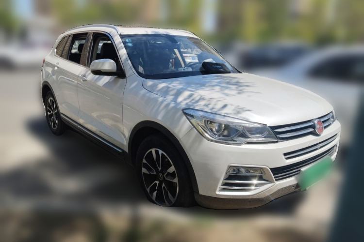 Used Hanteng X7 2016 2.0T DCT Luxury Edition Front Right 45 Deg
