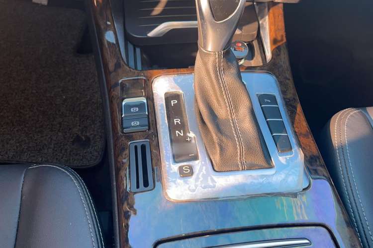 Used Hanteng X7 2016 2.0T DCT Yu Ma Edition Gear Lever