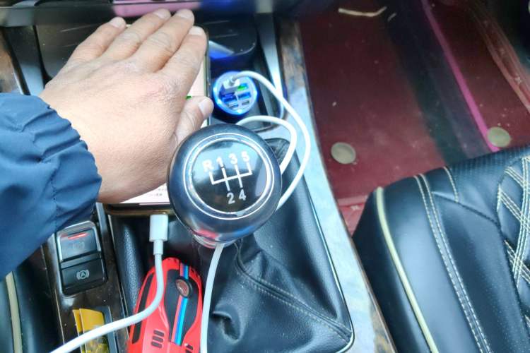 Used Hanteng X7 2016 1.5T Manual Luxury Edition Gear Lever