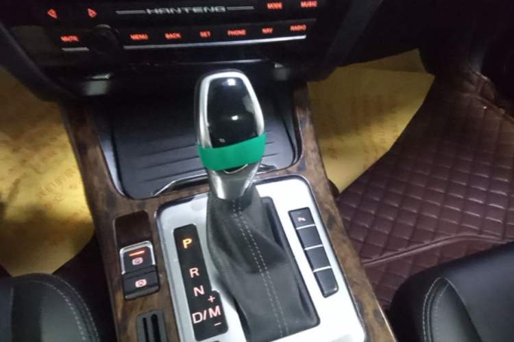 Used Hanteng X7 2016 2.0T DCT Luxury Edition Gear Lever
