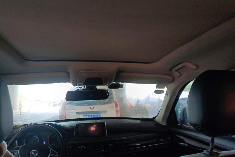Used Hanteng X7 2016 1.5T Manual Luxury Edition Headliner