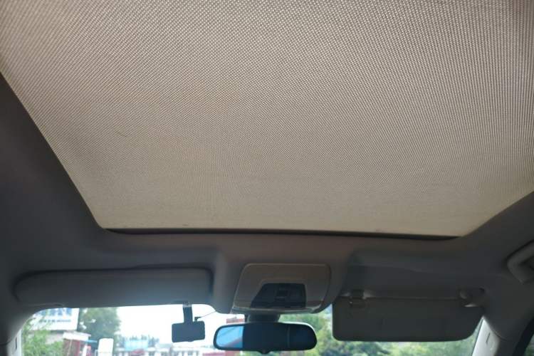 Used Hanteng X7 2016 1.5T Manual Luxury Edition Headliner