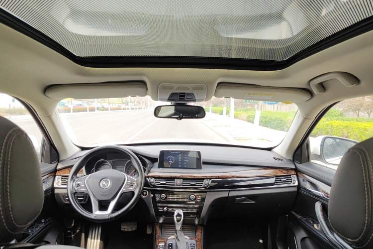 Used Hanteng X7 2016 2.0T DCT Luxury Edition Headliner
