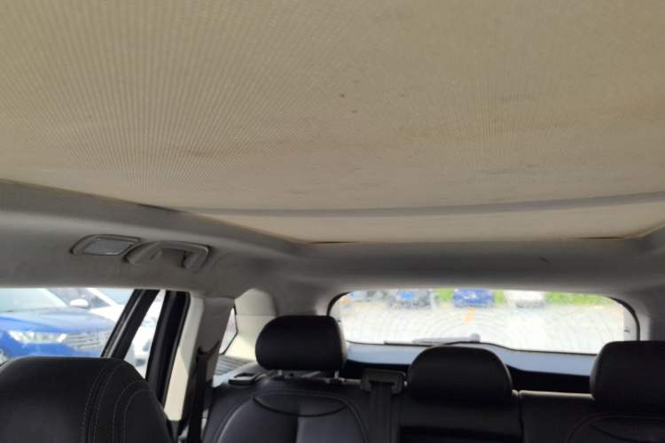 Used Hanteng X7 2016 1.5T Manual Luxury Edition Headliner