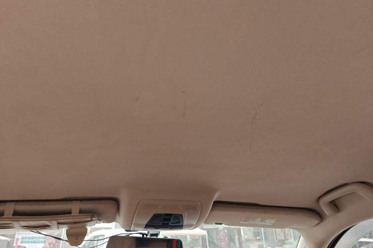 Used Hanteng X7 2016 1.5T Manual Luxury Version Headliner