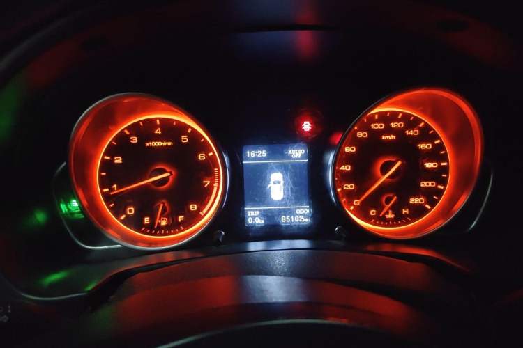 Used Hanteng X7 2016 1.5T Manual Luxury Edition Instrument Cluster