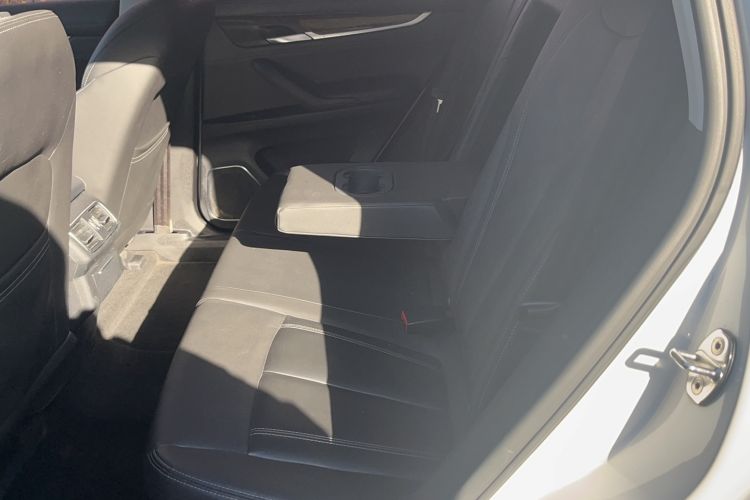 Used Hanteng X7 2016 2.0T DCT Yu Ma Edition Interior 1