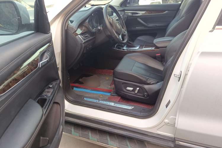 Used Hanteng X7 2016 2.0T DCT Yu Ma Edition Interior 3