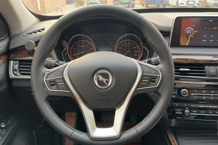 Used Hanteng X7 2016 2.0T DCT Luxury Edition Interior 6