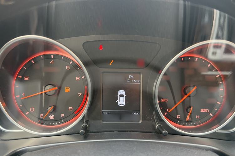 Used Hanteng X7 2016 2.0T DCT Luxury Edition Interior 7