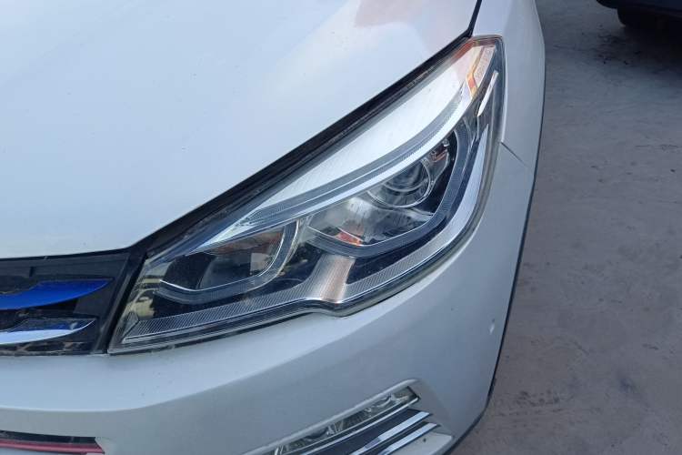 Used Hanteng X7 2016 2.0T DCT Yu Ma Edition Left Front Headlight