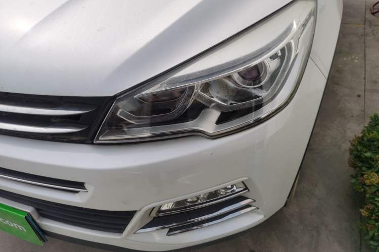 Used Hanteng X7 2016 1.5T Manual Luxury Edition Left Front Headlight