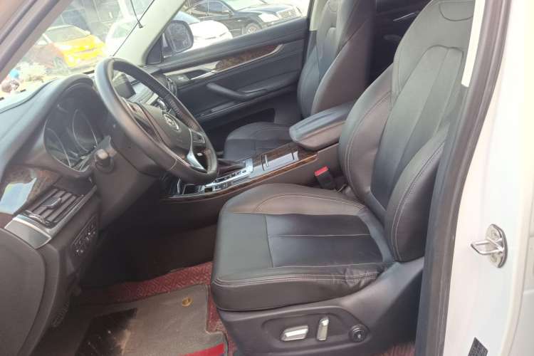 Used Hanteng X7 2016 2.0T DCT Yu Ma Edition Left Front Seat