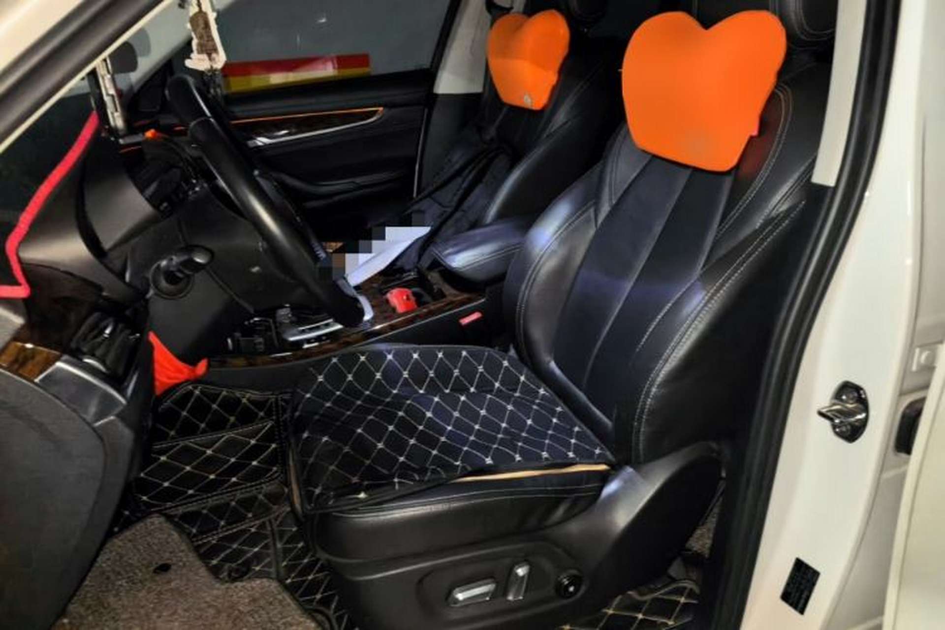 Used Hanteng X7 2016 2.0T DCT Luxury Edition Left Front Seat