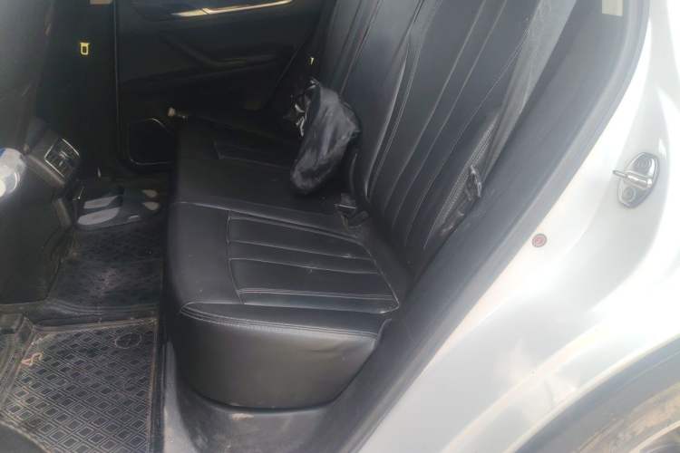 Used Hanteng X7 2016 2.0T DCT Luxury Edition Left Rear Seat