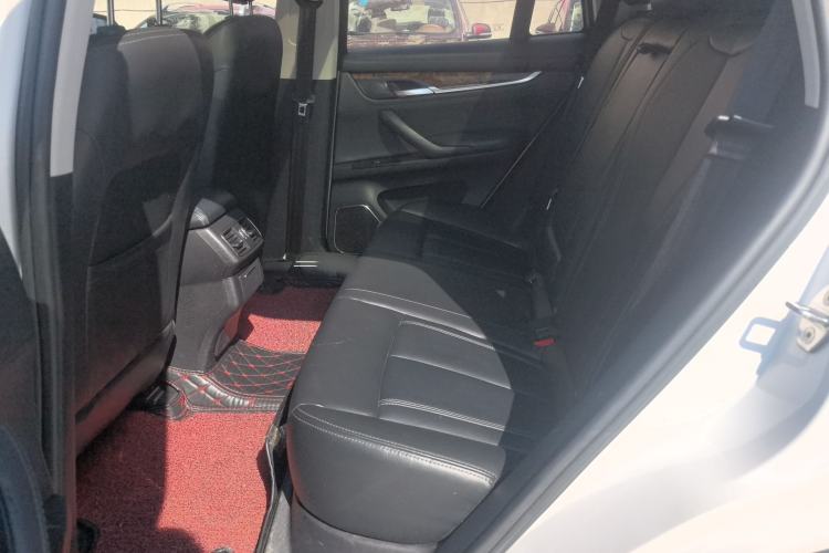 Used Hanteng X7 2016 1.5T Manual Luxury Edition Left Rear Seat