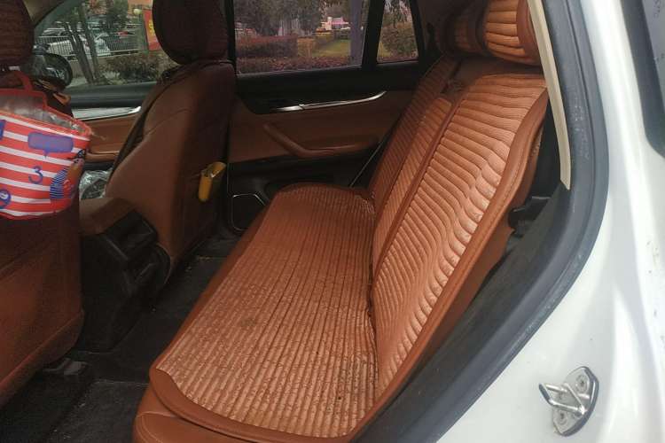 Used Hanteng X7 2016 1.5T Manual Comfort Model Left Rear Seat