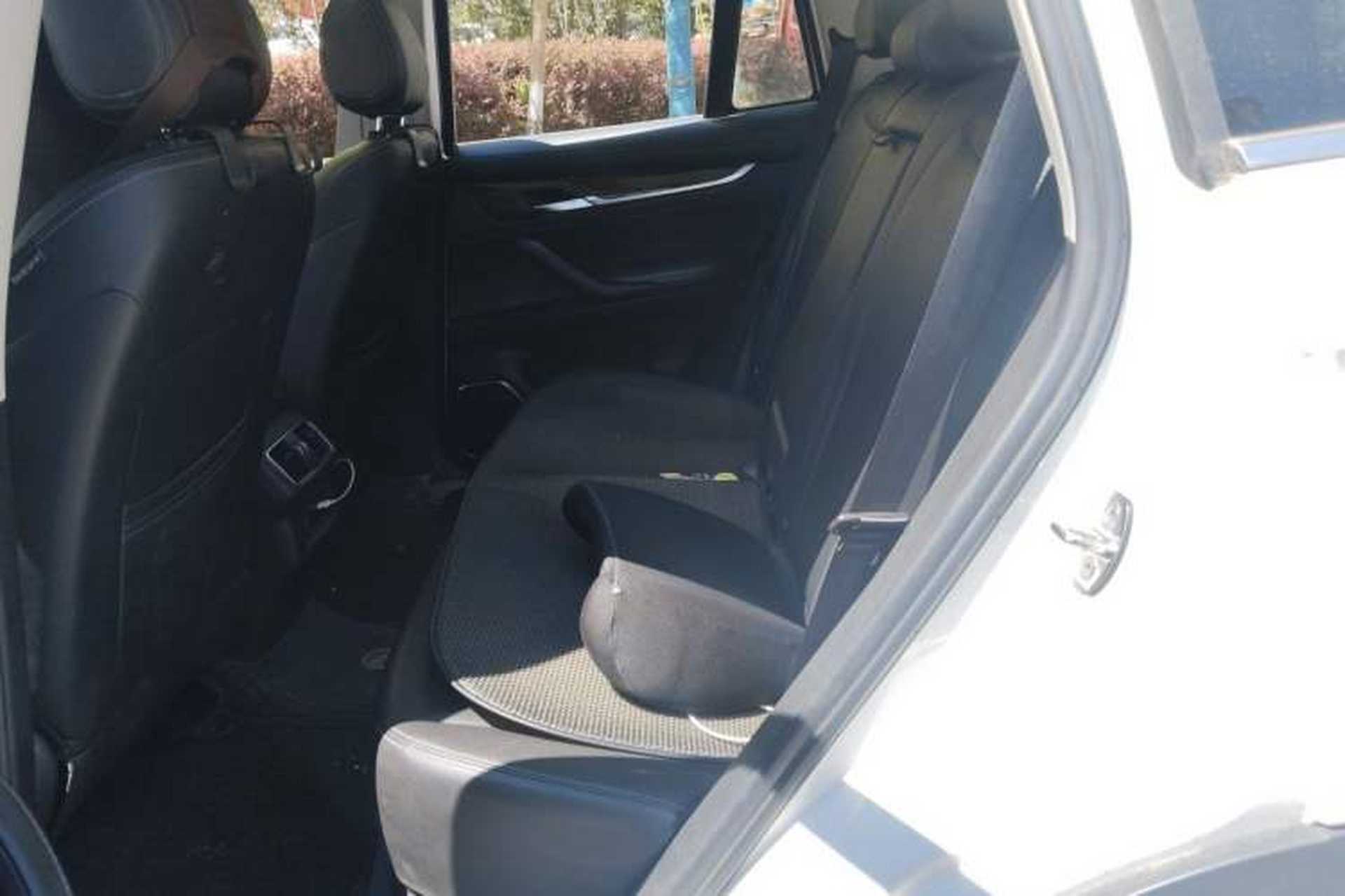 Used Hanteng X7 2016 2.0T DCT Luxury Edition Left Rear Seat